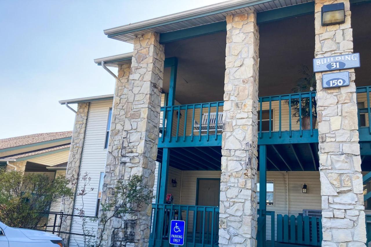 The Bluffs Lakeview Branson Exterior photo