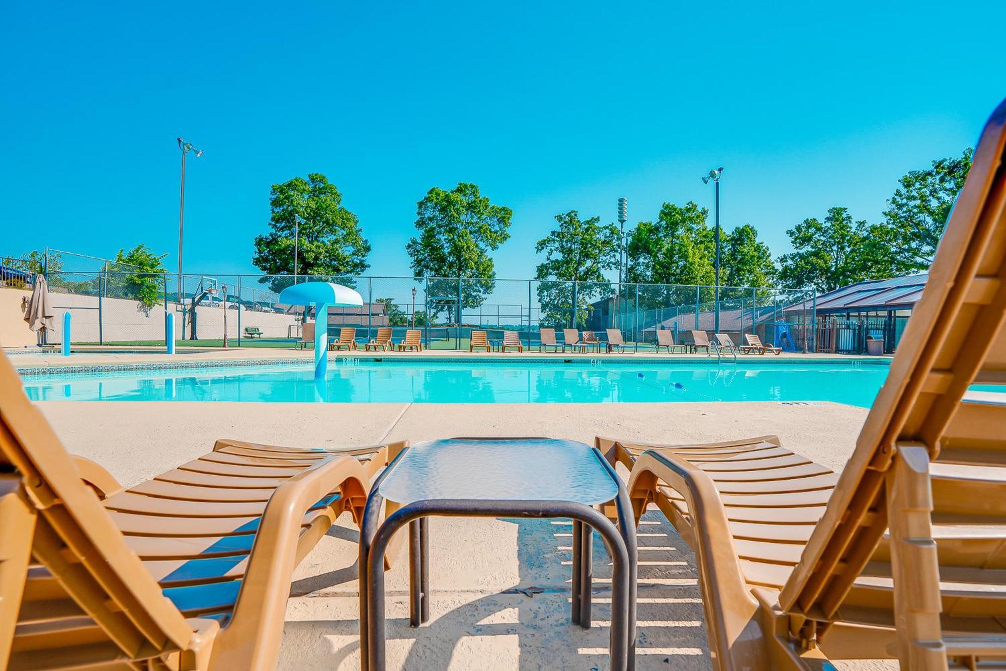 The Bluffs Lakeview Branson Exterior photo